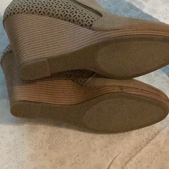 NWT JustFab booties - Picture 8 of 8